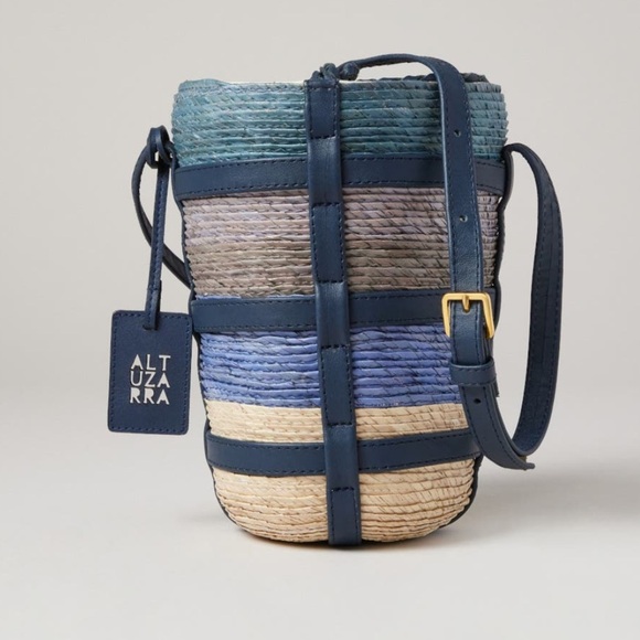 ALTUZARRA Watermill Bucket Bag blue green beige rafia with leather strap - Picture 1 of 3